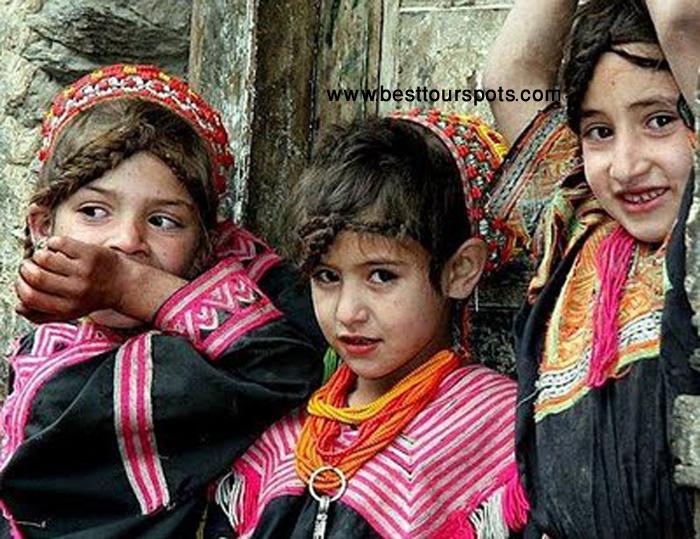 KALASH CHILDREN